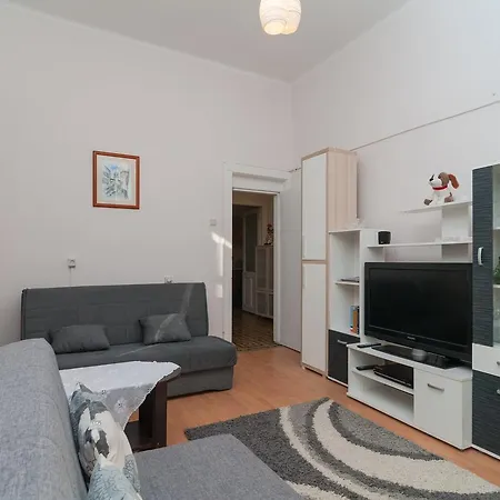 Vedrana Apartment