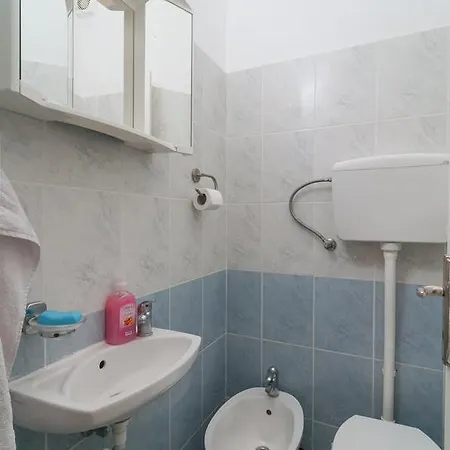 Apartment Vedrana *